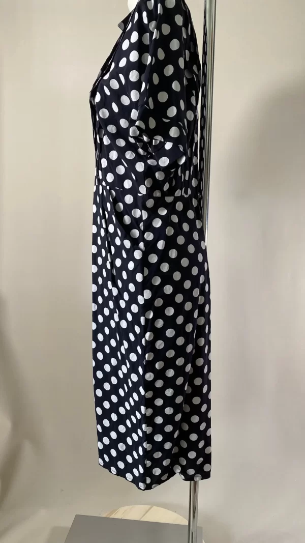 Robe fourreau noire à pois blancs – Image 2