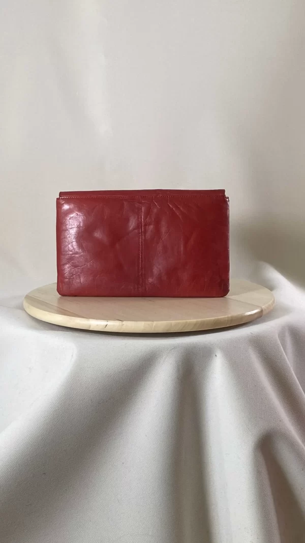 Pochette en cuir rouge – Image 2